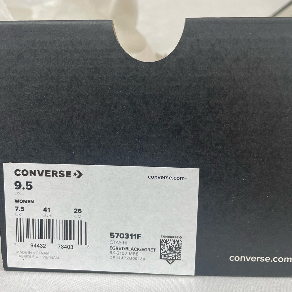 Chuck Taylor® All Star® High Top Sneaker CONVERSE BRAND NEW - Picture 5 of 5